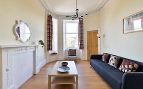Guestready - Enchanting 2 Bedroom Flat Near Edinburgh'S Old Town